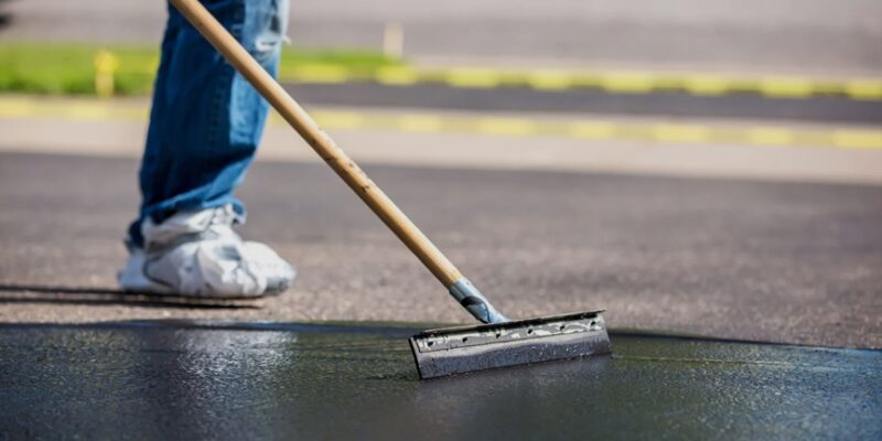Seal Coating for Long-Lasting Asphalt